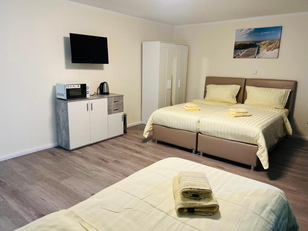 M&M Hotel - Neu Wulmstorf Extérieur photo